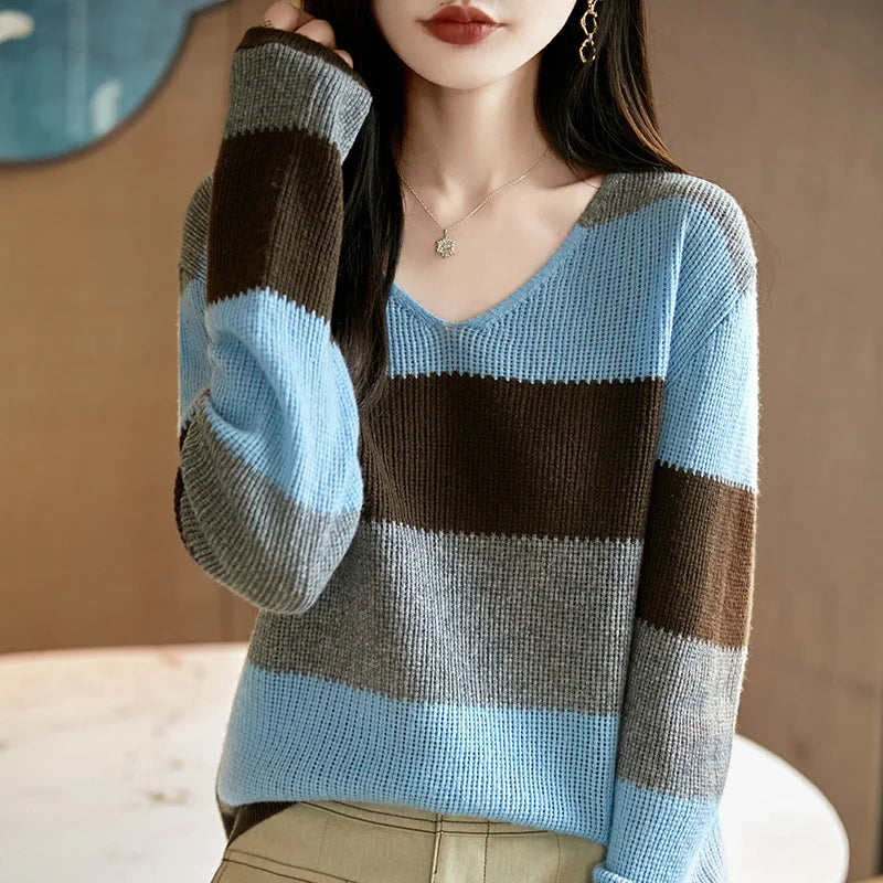 Women's Knitted V-Neck Pullover Color-Block Sweater Long-Sleeved Fashionable Comfortable Top for Autumn Winter NSY068